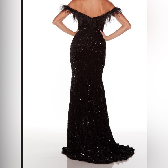 Alyce Paris Black Sequin Formal Dress Style 61373 Size: 0 - Picture 5 of 14